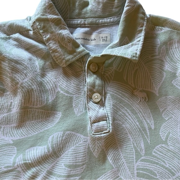 Abercrombie Kids Boys Collared Short Sleeve Size 11/12 - Picture 1 of 6